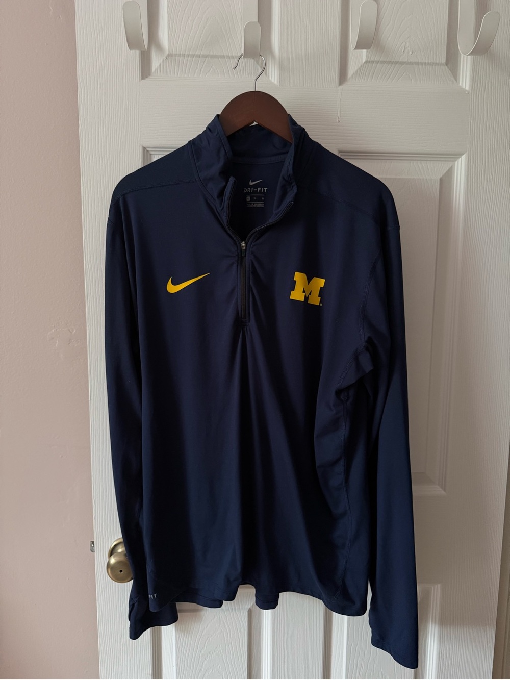 Nike Michigan Wolverines 1/4 Zip Pull-over Shirt Blue Men’s XL
